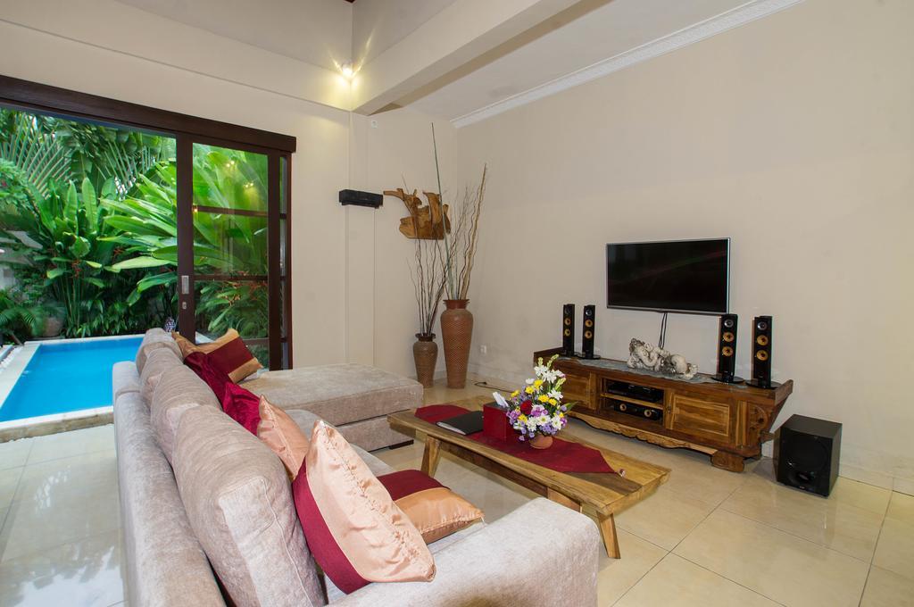 Villa Arushi Seminyak Eksteriør bilde