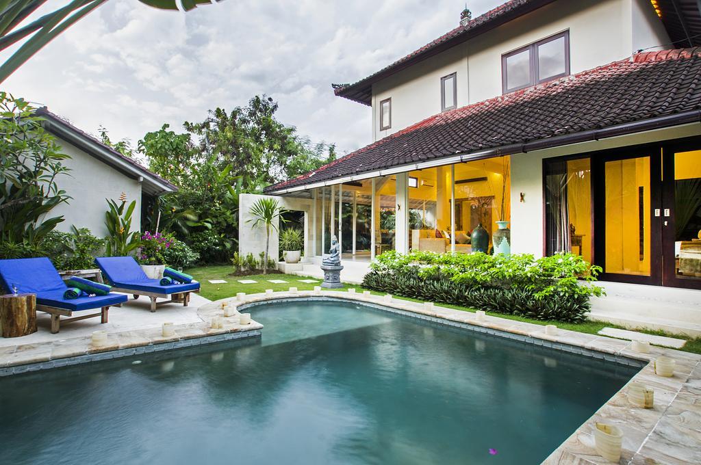 Villa Arushi Seminyak Eksteriør bilde